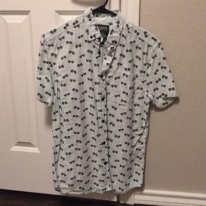 Super Massive short sleeve button up